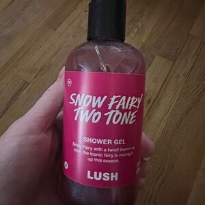 1 LEFT! Lush SNOW FAIRY TWO TONE SHOWER GEL 8.4 oz